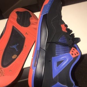 Men Jordan’s size 7